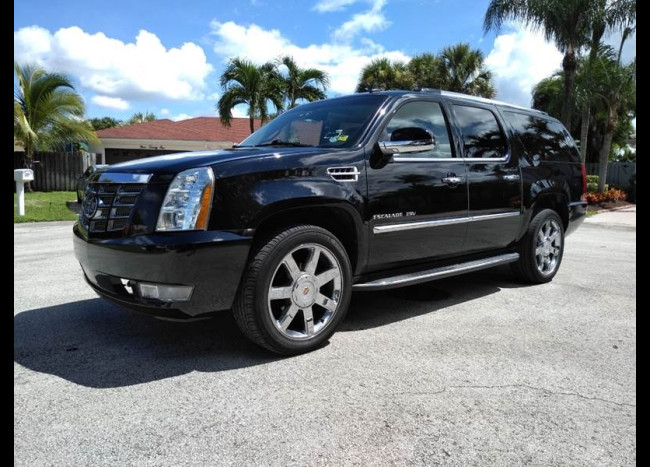 CADILLAC Escalade Long