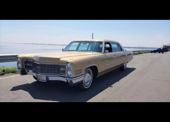 Cadillac Fleetwood (1970 г.)
