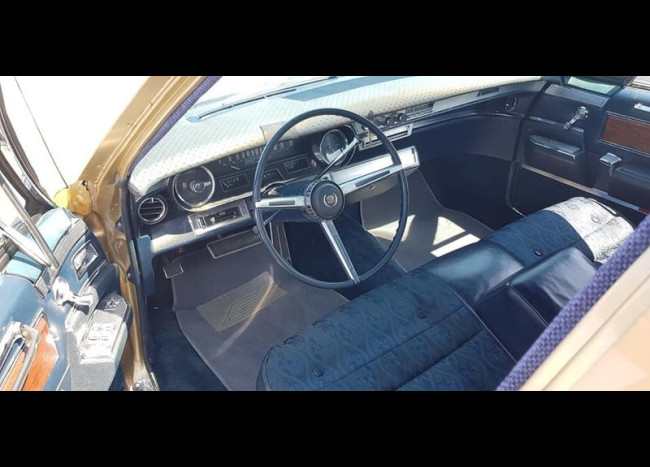 Cadillac Fleetwood (1970 г.)-1