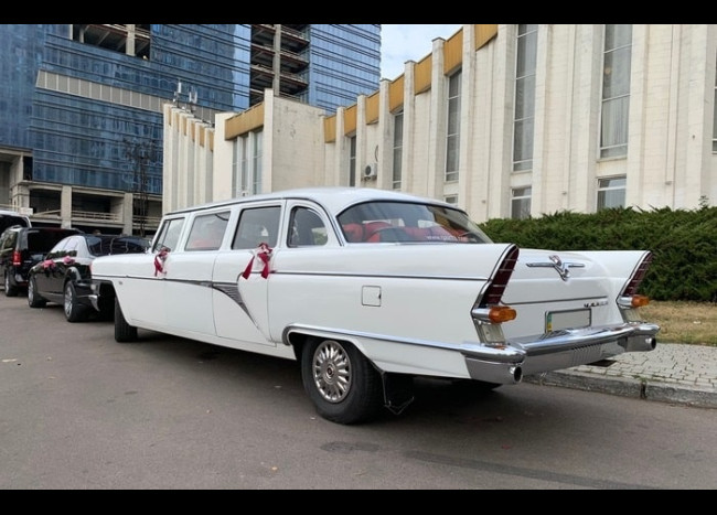 Чайка ГАЗ-13 лимузин (1958 г.)-4