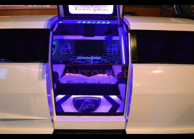 ЛИМУЗИН LAMBORGHINI Reventon-4