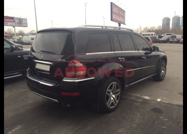 Mercedes GL550 AMG-2