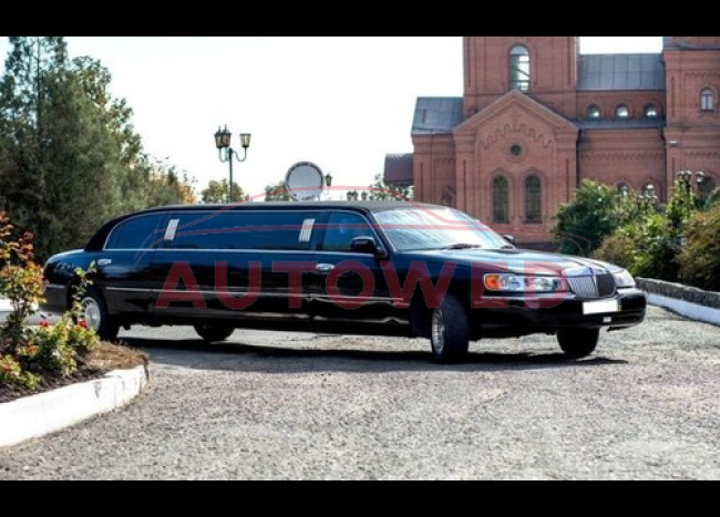 ЛИМУЗИН LINCOLN Town Car