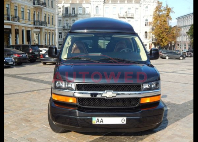 CHEVROLET Express (8 мест)-2