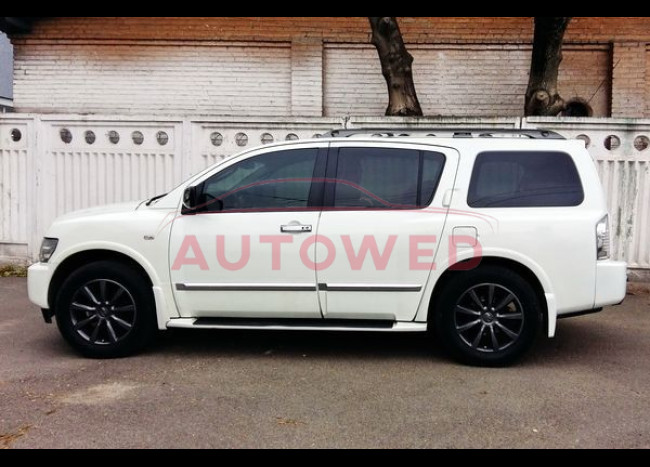 INFINITI QX56-4