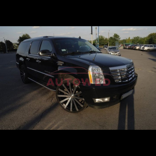 CADILLAC Escalade Long