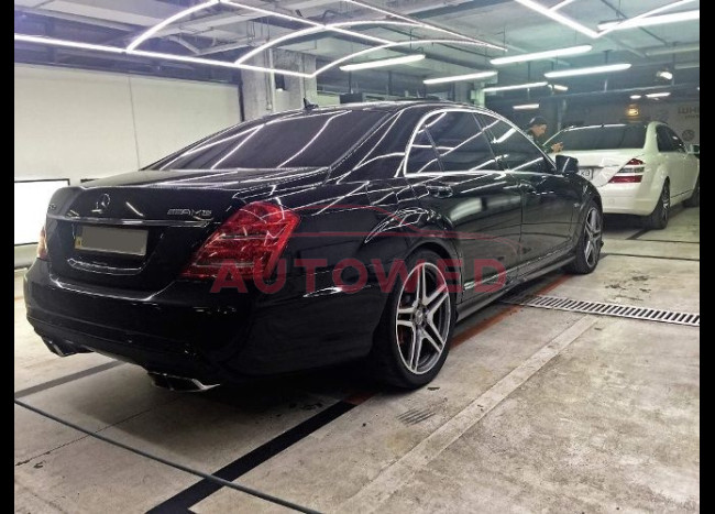 Mercedes w221 S63L (v12) AMG-3