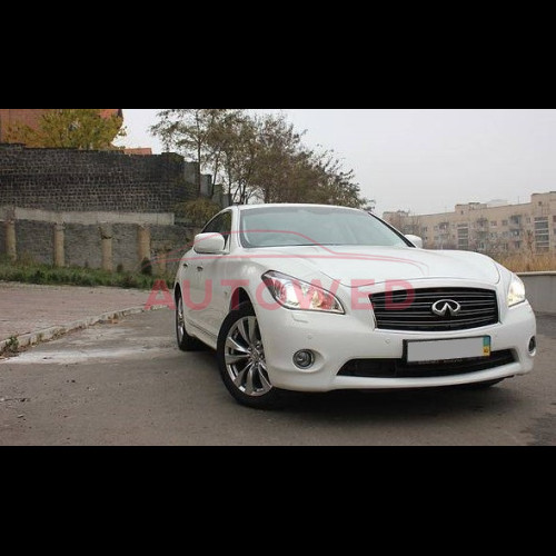 Infiniti m37x