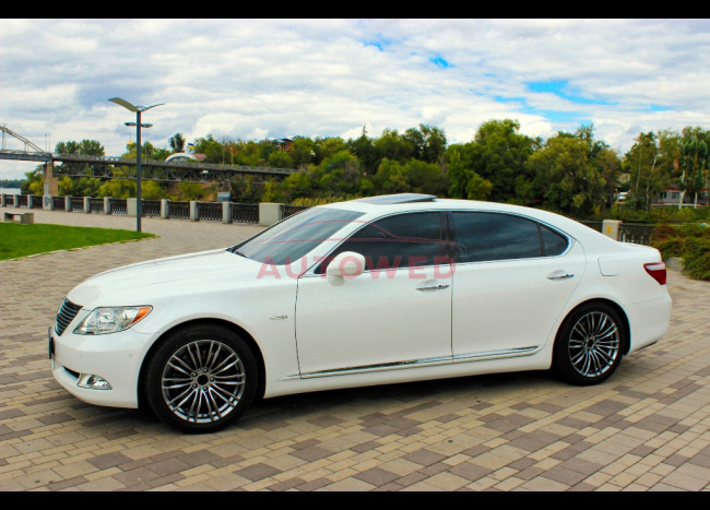 LEXUS LS 460 Long-2