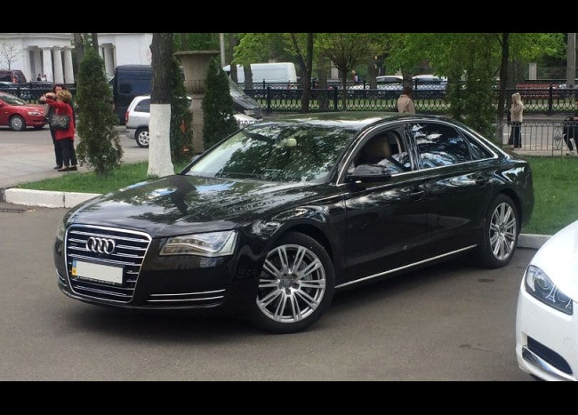 Audi A8 Quattro
