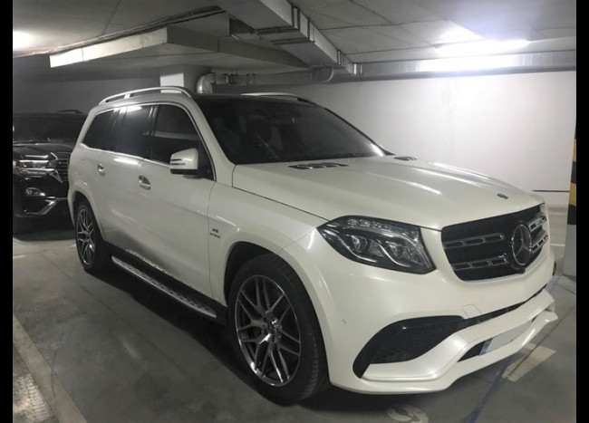 Mercedes GLS 63 AMG-1
