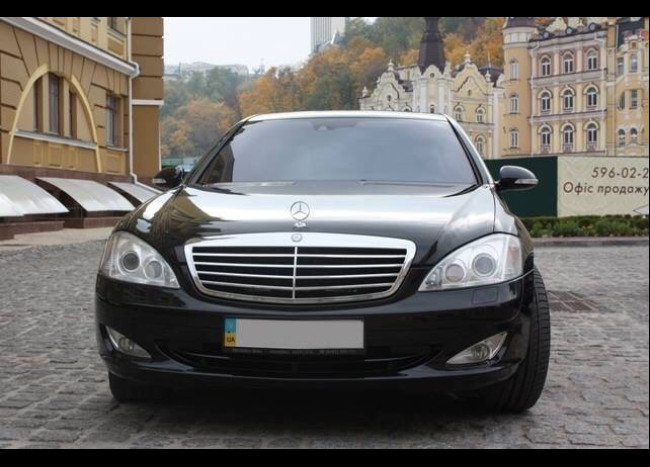 Mercedes W 221 S 500L