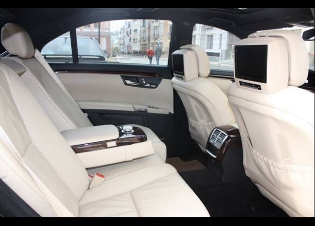 Mercedes W 221 S 500L-3