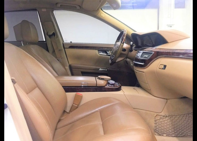 Mercedes w221 S 550L-5