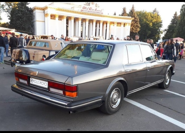 Rolls-Royce Silver Spirit (1984 г.)-3